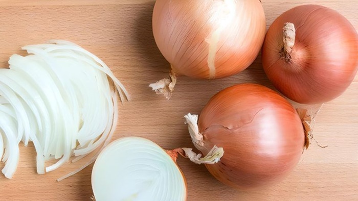 Is it good for pregnant women to eat onions?