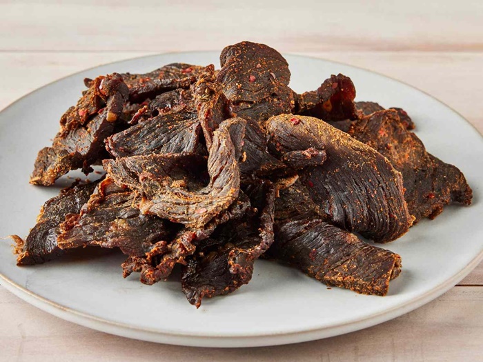Can pregnant women eat beef jerky